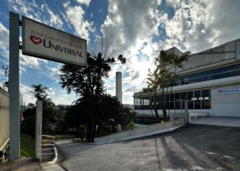 Catedral da Igreja Universal em Cotia